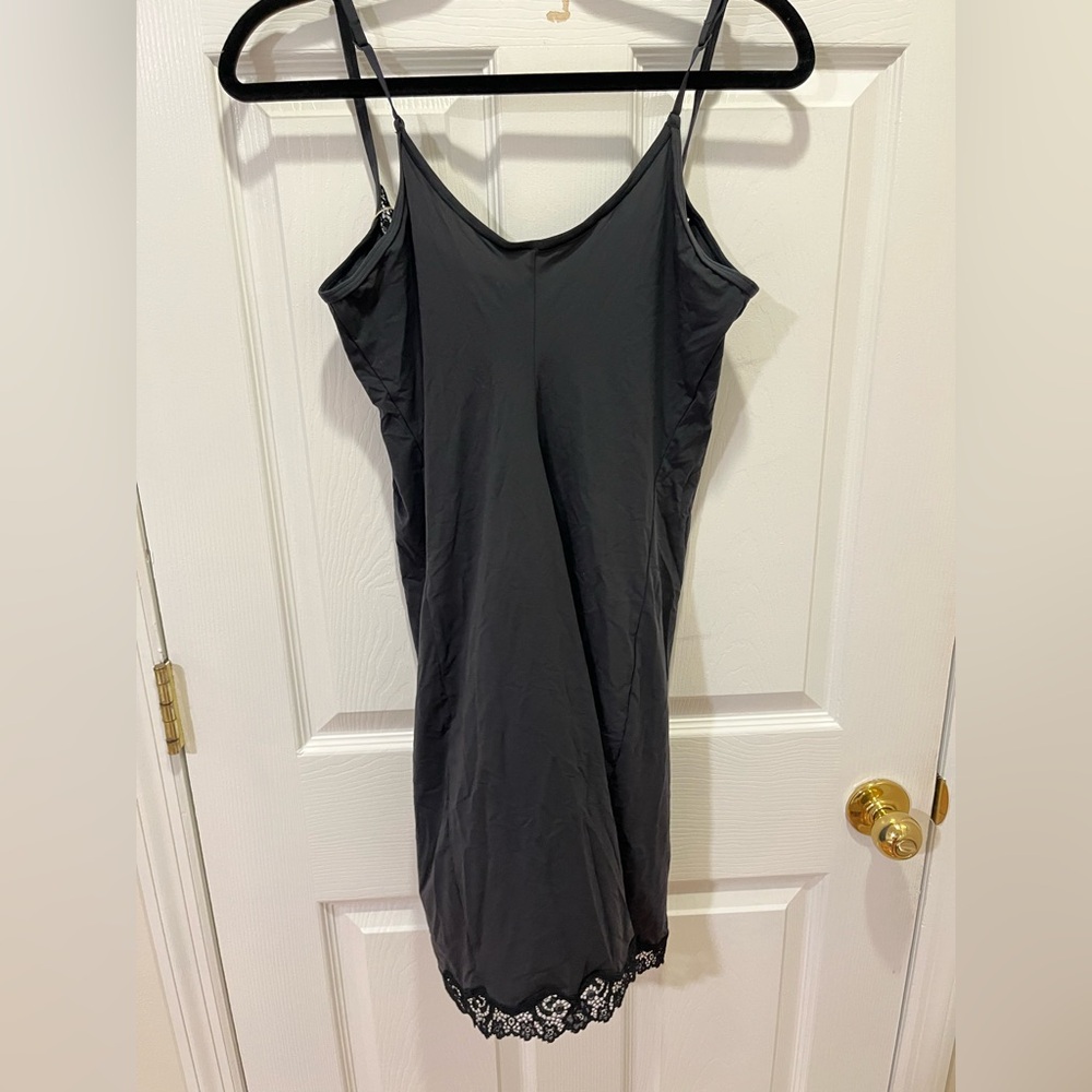 SKIMS Fit Everybody Black Lace Trim Slip Dress NWT Size XL - Picture 2 of 5